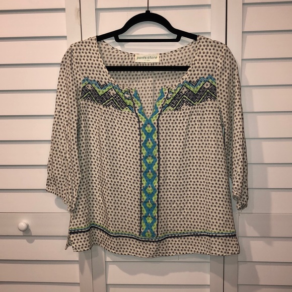 Printed blouse from local boutique - Picture 1 of 4